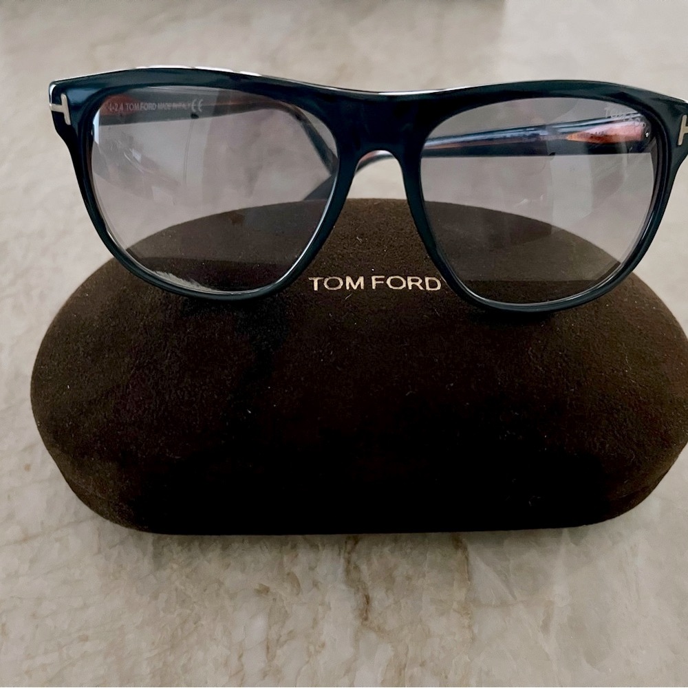 TOM FORD tinted glasses. Tortoise. Unisex. NEW